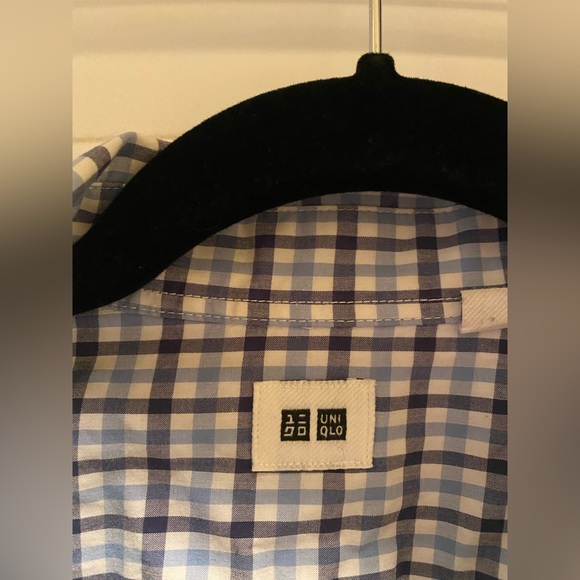 Men’s medium Uniqlo Shirt - Picture 1 of 2